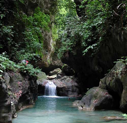 canyoning moalboal